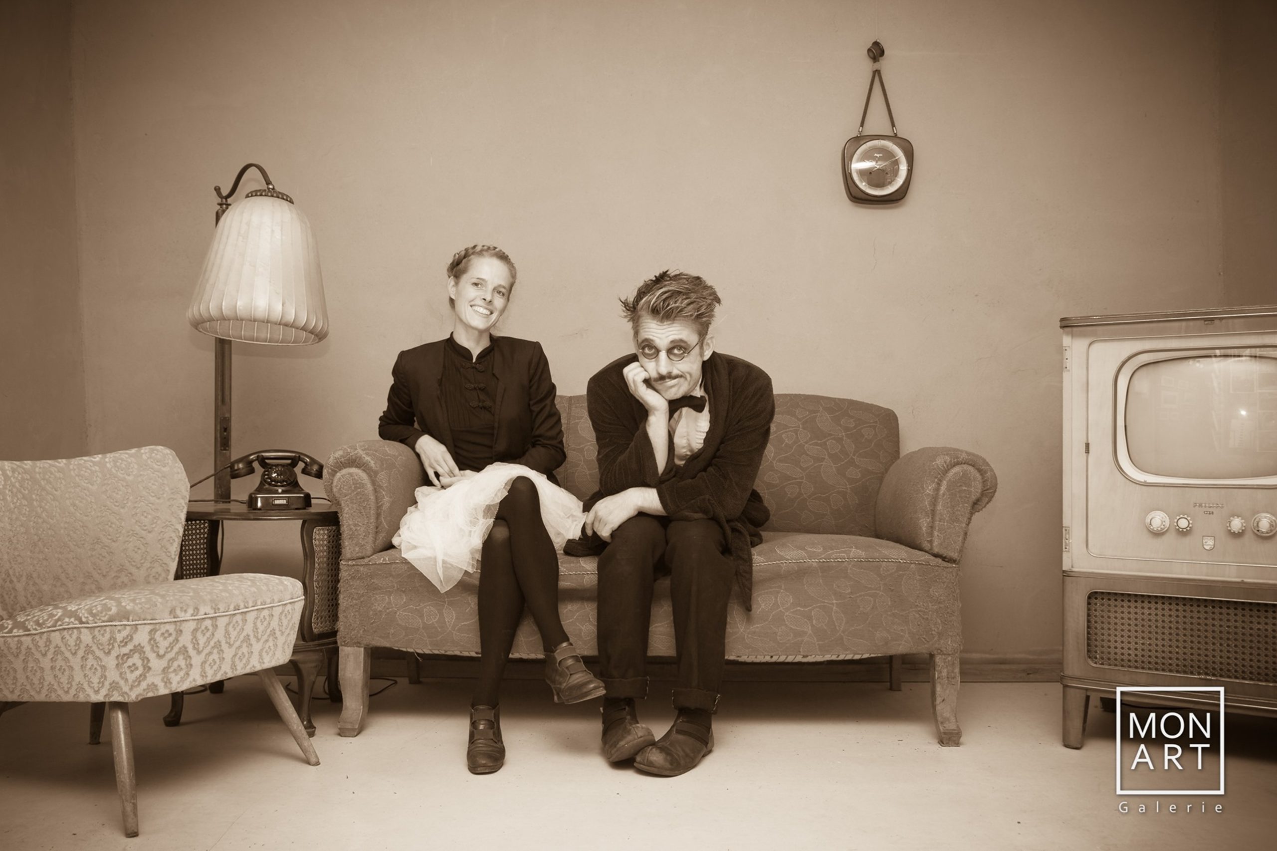 Monsieur & Pianistin Nora Born